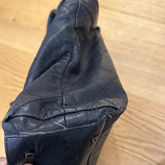 Tory Burch Quilted Black Leather Ella Tote Bag - Picture 4 of 8